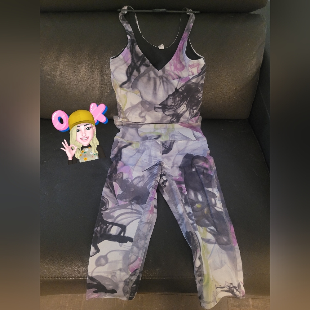 lululemon Align™ Throwback Print High-Rise Crop 17" Leggings (4) & Tank Top (6)